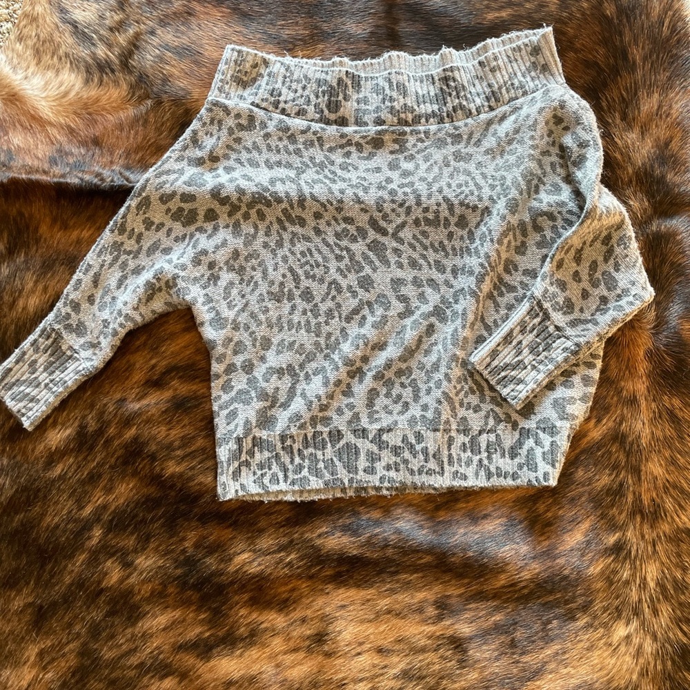 Women’s over the shoulder boutique top